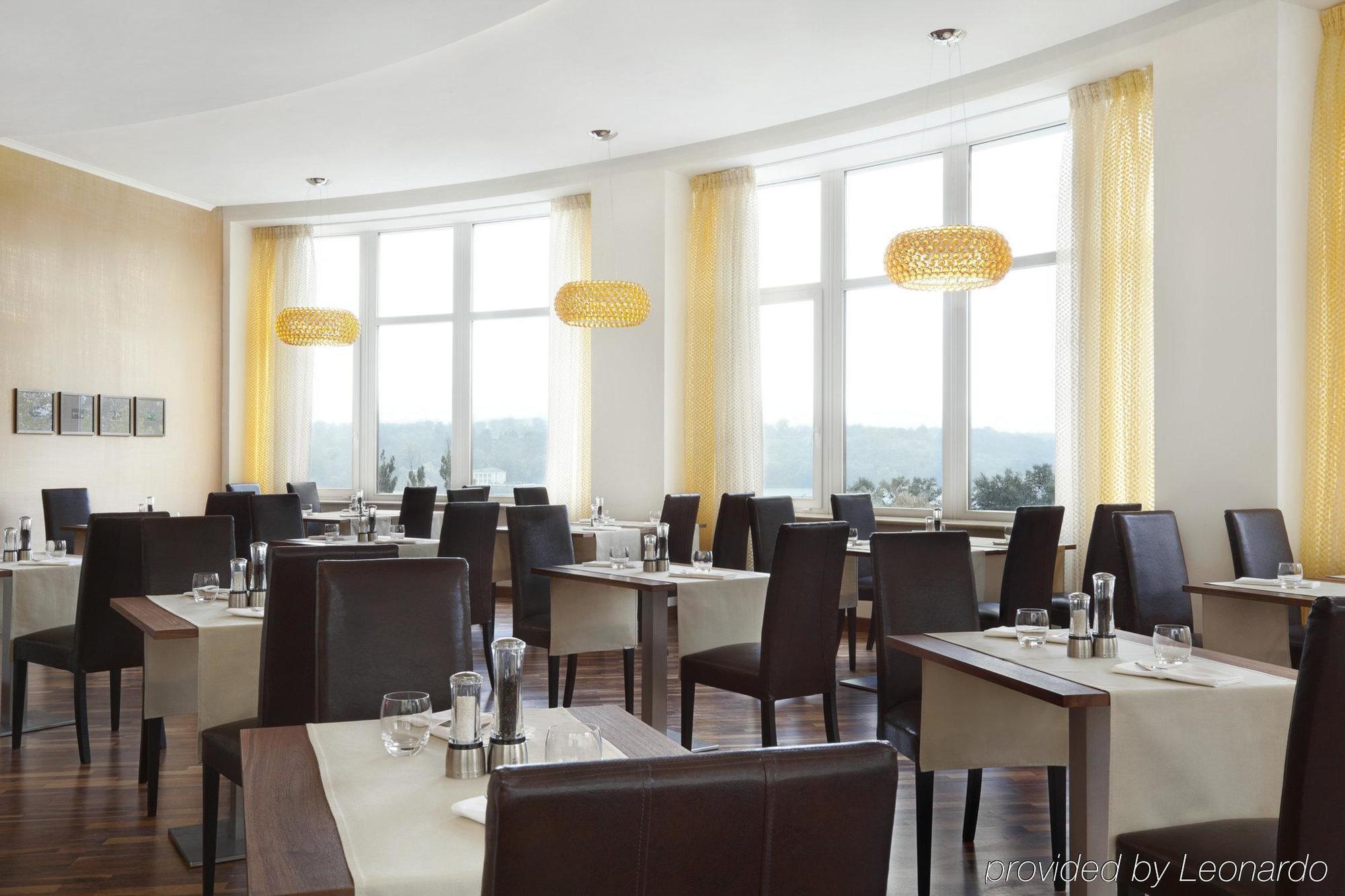 코르티차 팰리스 호텔 Zaporizhia 외부 사진